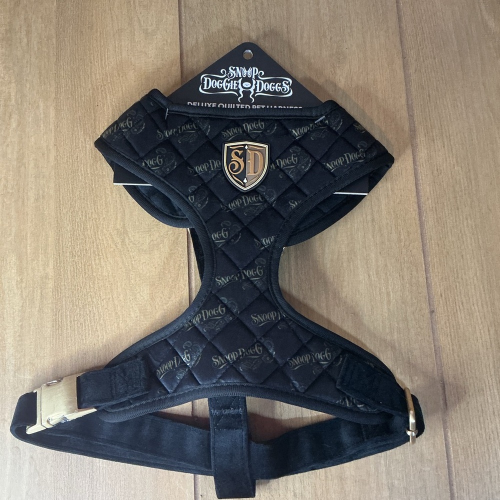 Snoop Doggie Doggs Quilted Black and Gold Large Dog Harness New
